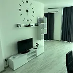 شقة Spacious And Cozy In Complex Del Sol *