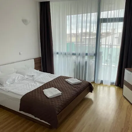 Spacious And Cozy In Complex Del Sol דירה *