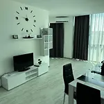 Spacious And Cozy In Complex Del Sol * 普里莫尔斯科