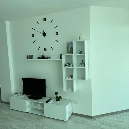 Lejlighed Spacious And Cozy In Complex Del Sol Primorsko