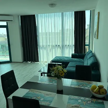 Апартамент Spacious And Cozy In Complex Del Sol *
